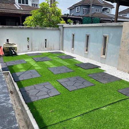 Desyafiq Homestay Kuala Kedah Eksteriør billede
